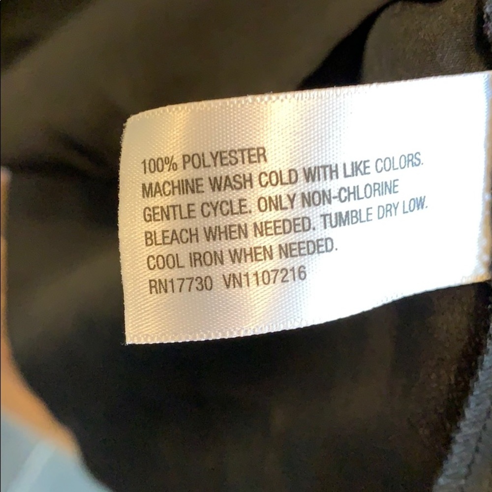 Mossimo Racerback Tank Top - Picture 3 of 4